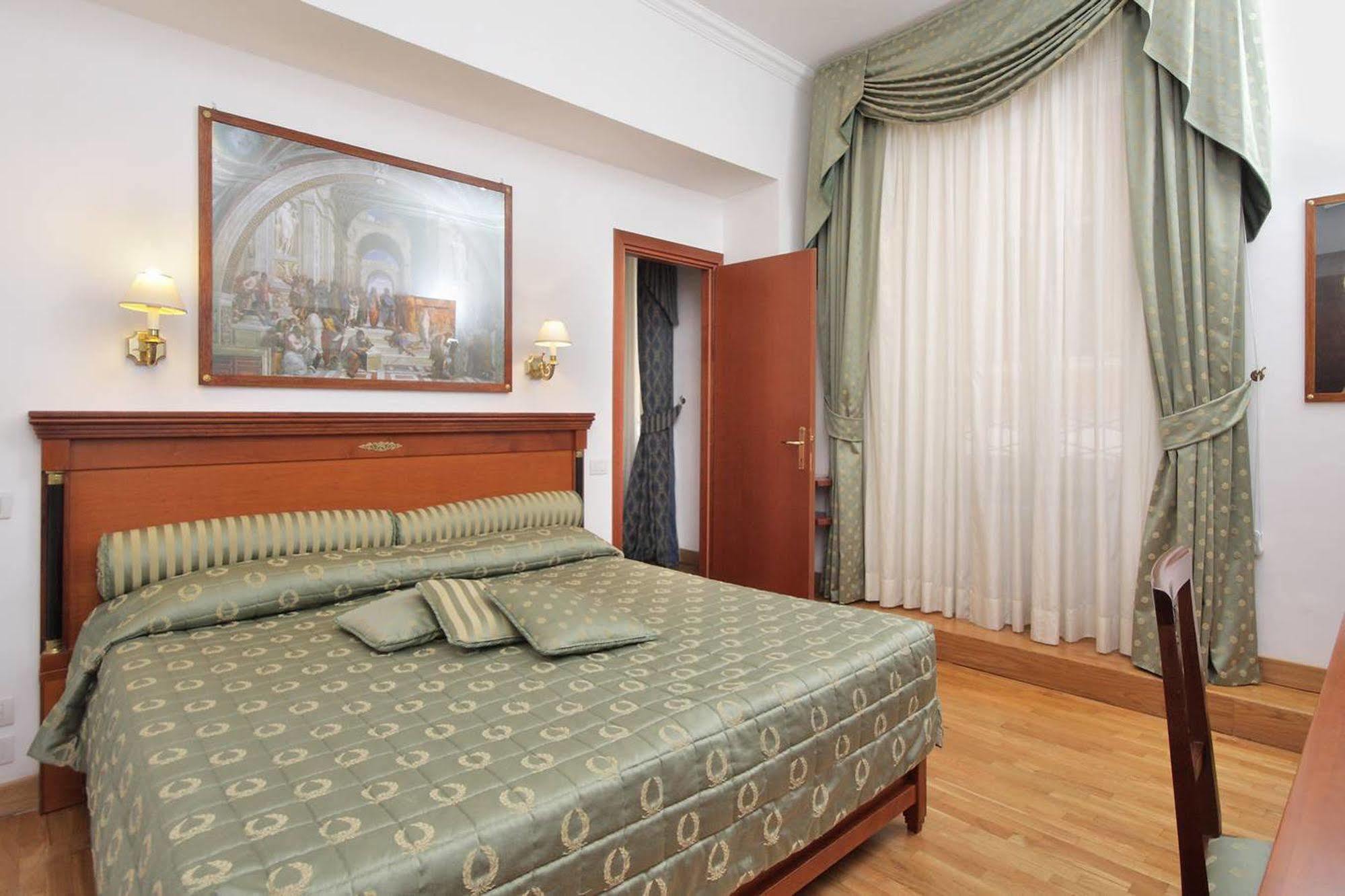 Relais Pierret 3* Rom